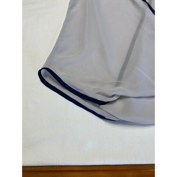 Finn & Clover Women’s Gray Blue Sleeveless Keyhole Neck Chain gray blue top sz S - Picture 4 of 7